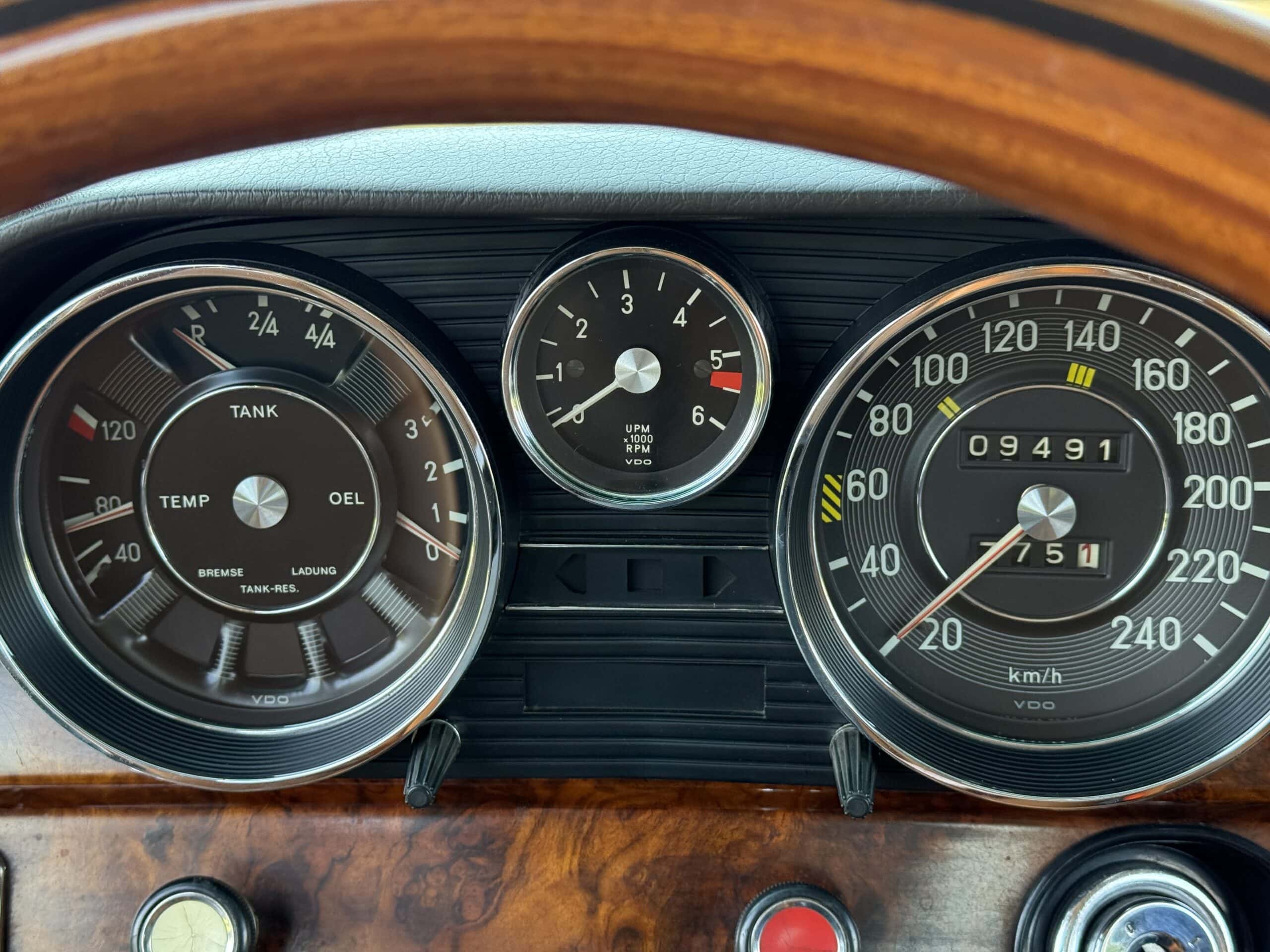 Mercedes 300 SEL 6.3 - Bild 26 Bild 26 von Mercedes 300 SEL 6.3