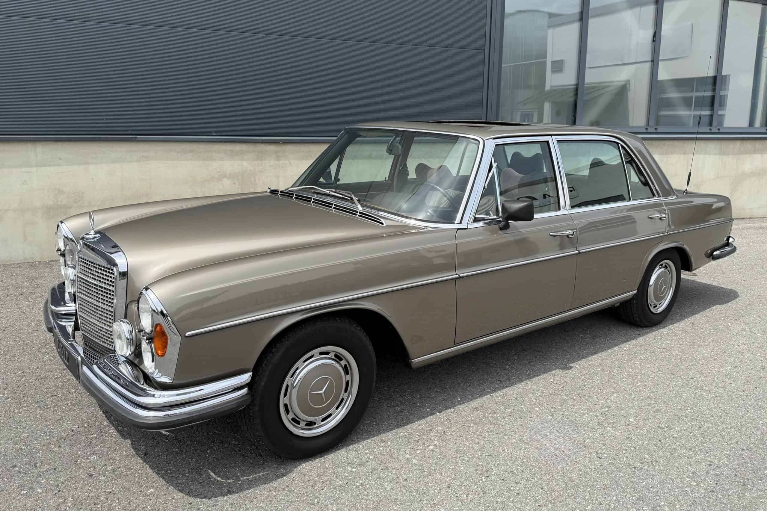 Bild von 1972-Mercedes-300-SEL-6.3-Vollausstattung